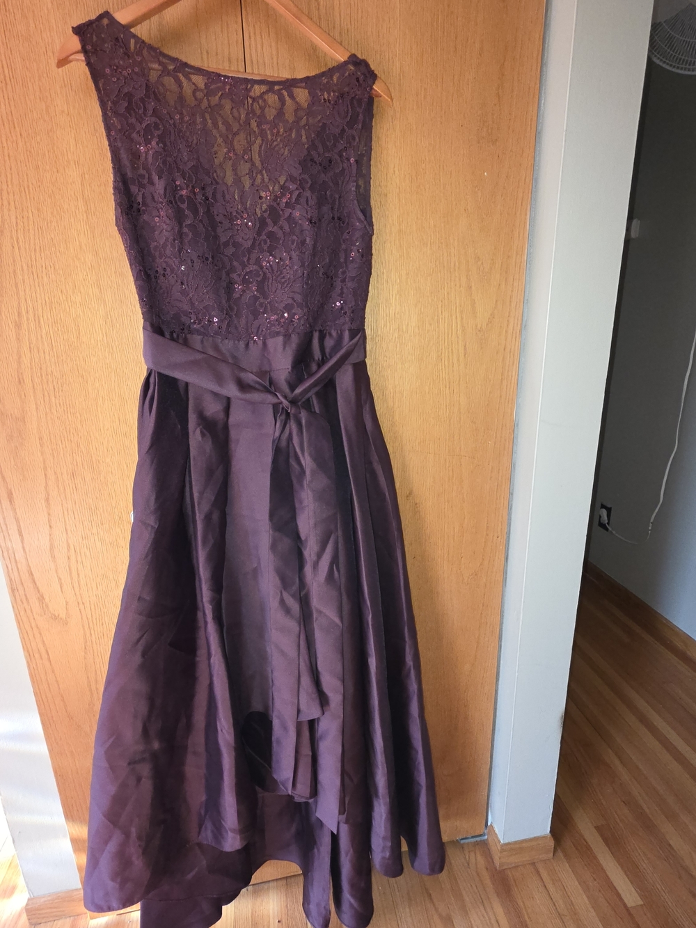 Prom, Mother Of Bride, Formal Dress. High Lo. Burgandy/Wine.